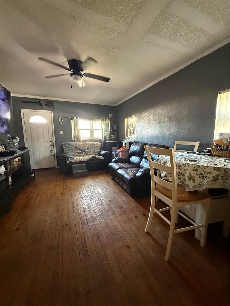 Image 4 of 23 For 6100 Main Street A