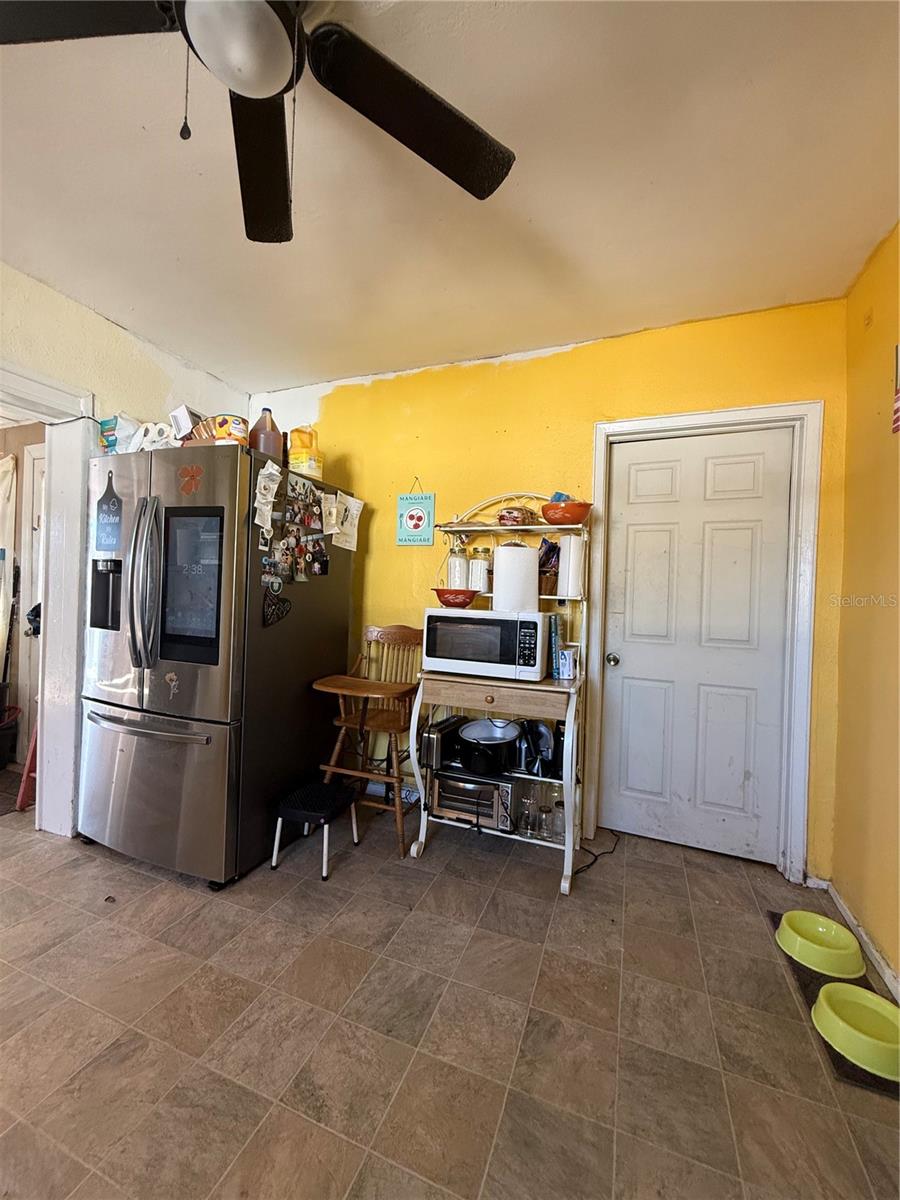 Image 6 of 23 For 6100 Main Street A