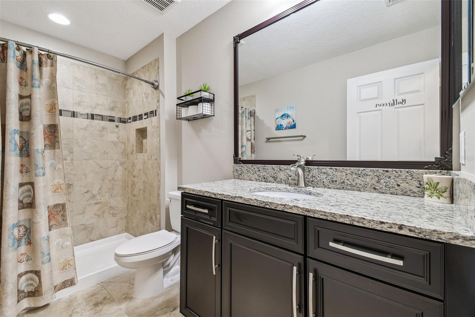 Image 25 of 58 For 13019 Batten Lane