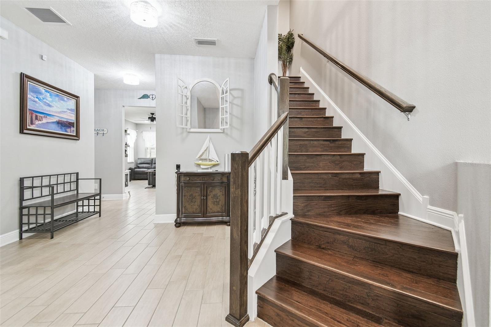 Image 9 of 58 For 13019 Batten Lane