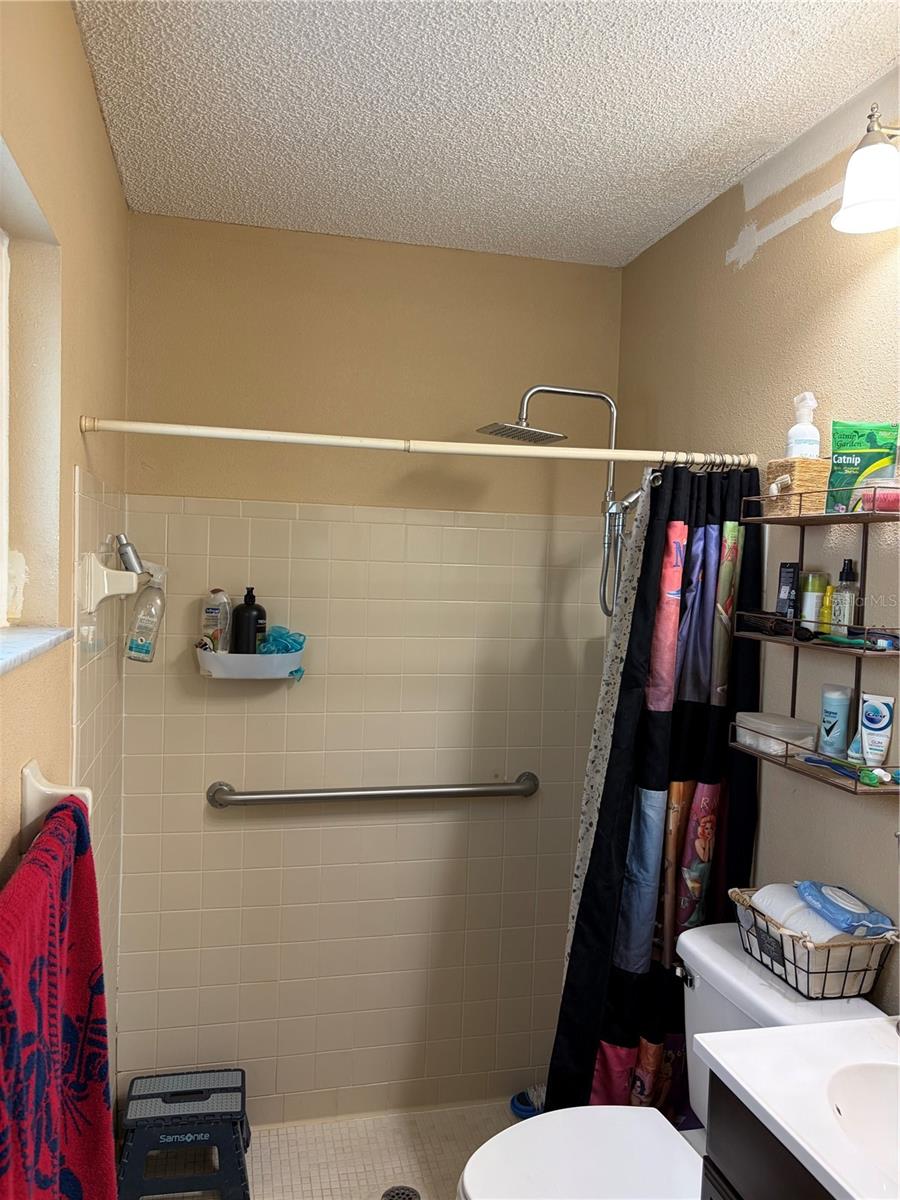 Image 23 of 30 For 1362 Waterfall Drive