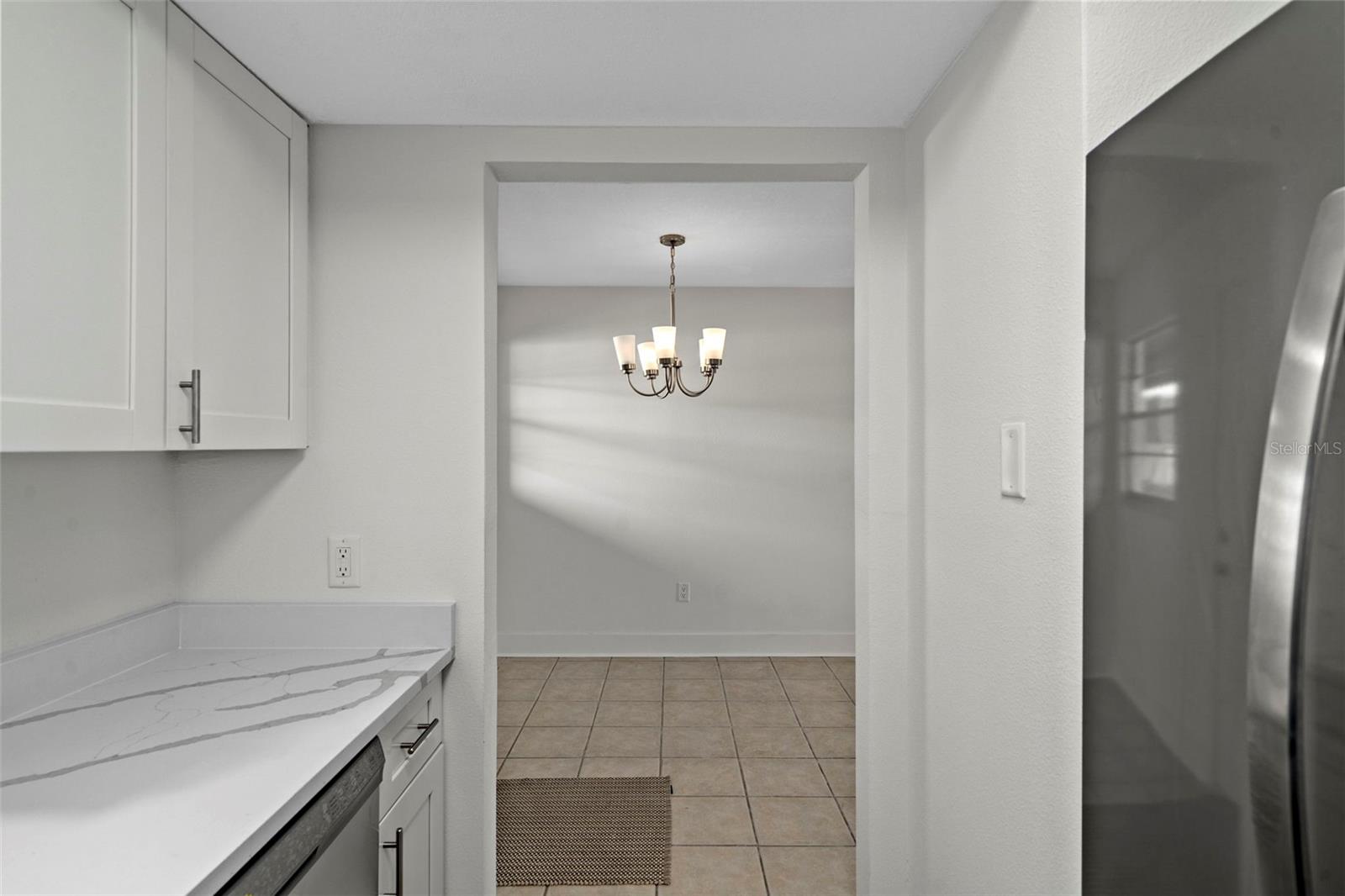 Image 11 of 39 For 5154 Turquoise Lane 106