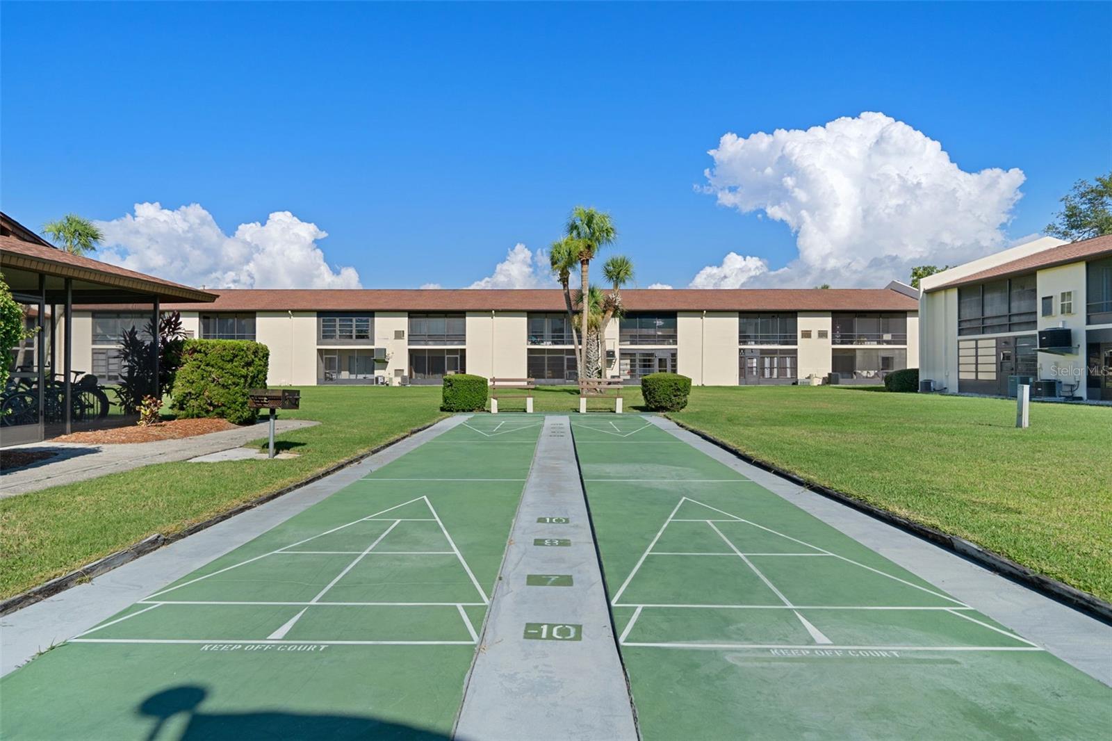 Image 27 of 39 For 5154 Turquoise Lane 106