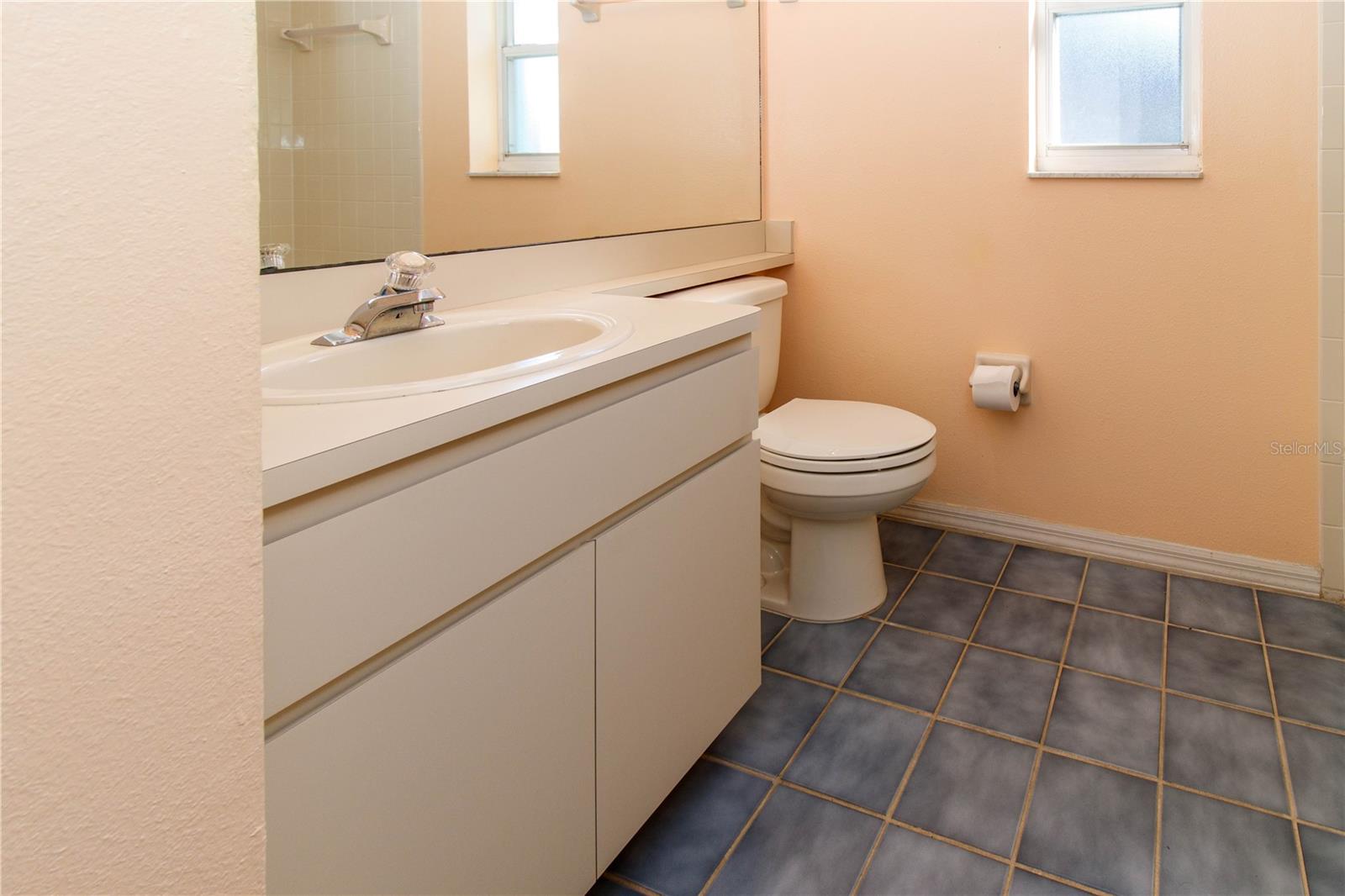 Image 24 of 31 For 9407 Calle Alta