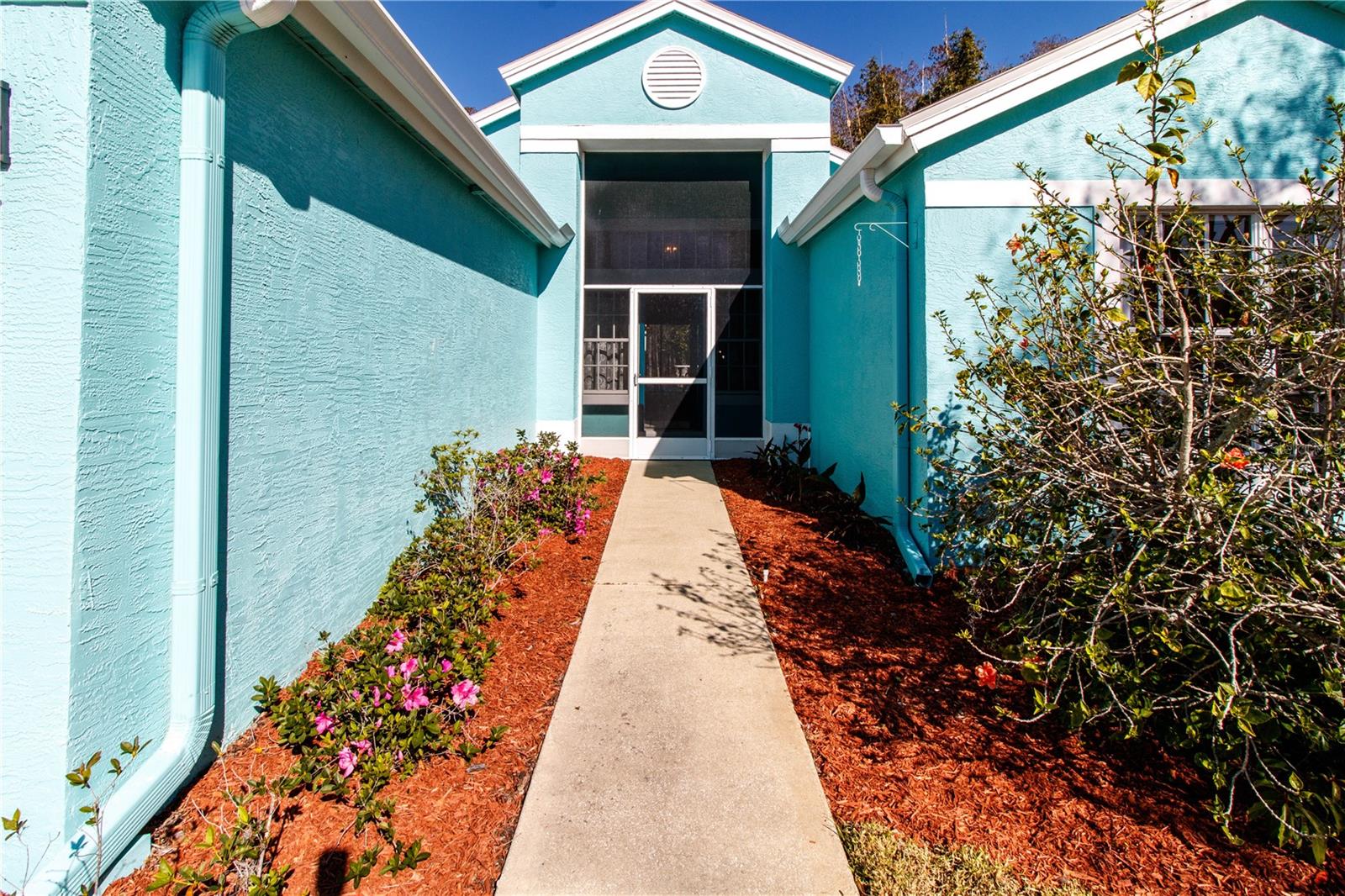 Image 3 of 31 For 9407 Calle Alta