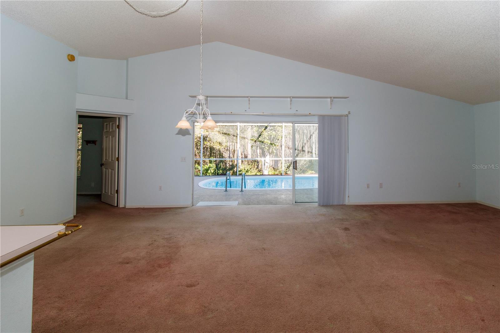 Image 8 of 31 For 9407 Calle Alta