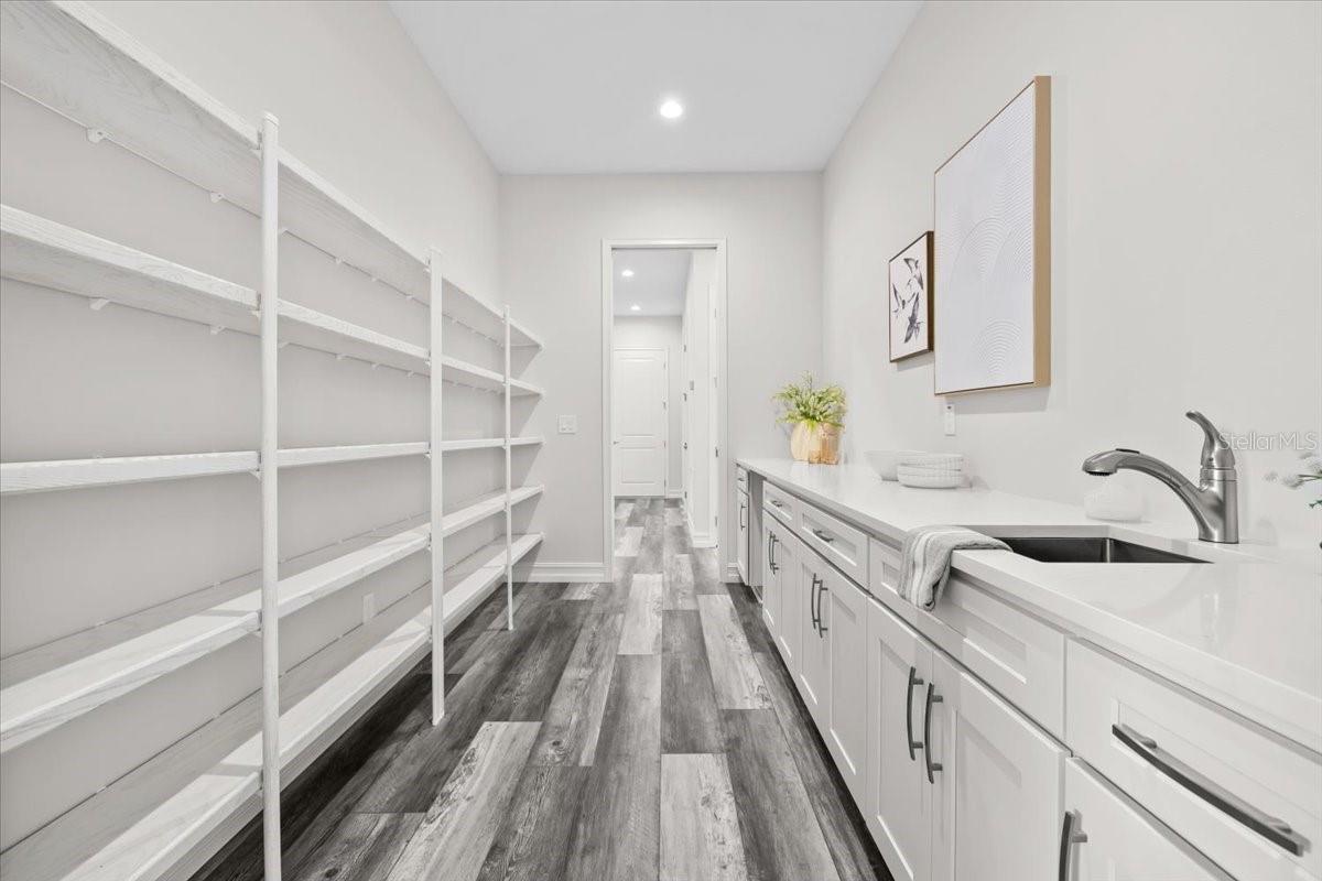 Image 22 of 29 For 3030 Bermuda Dunes Drive