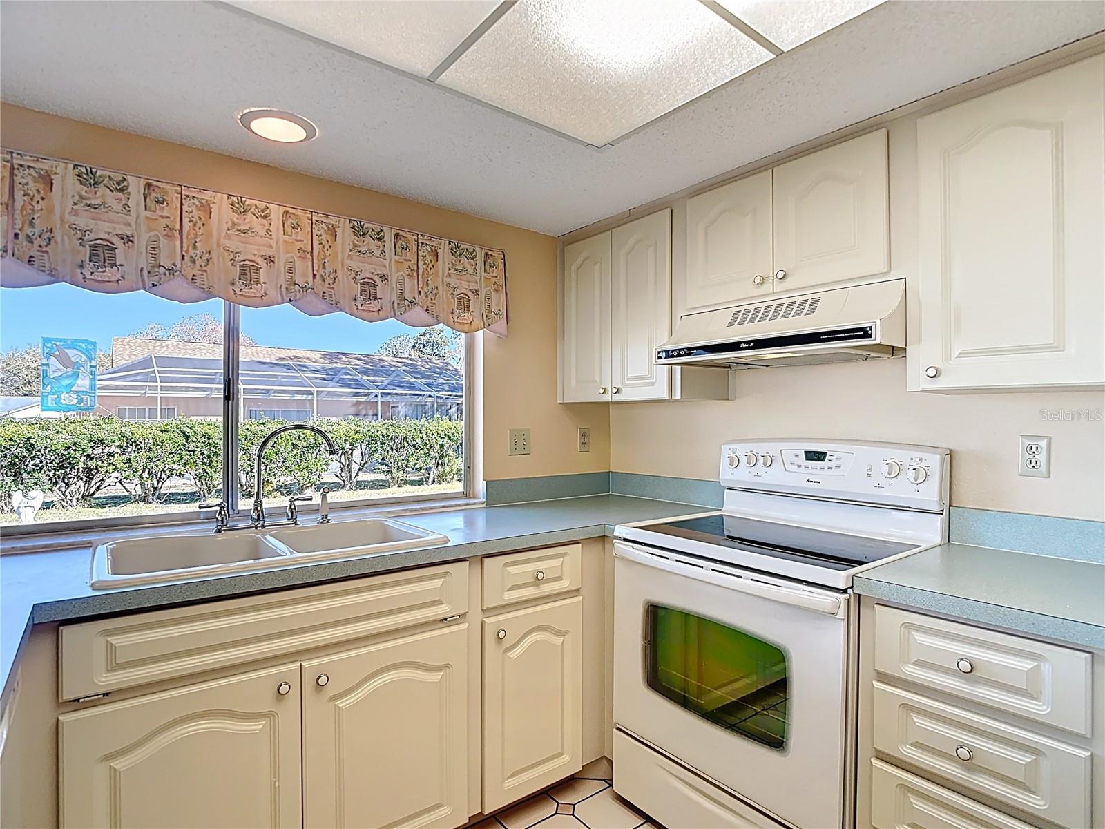 Image 17 of 57 For 8613 Stonehedge Way