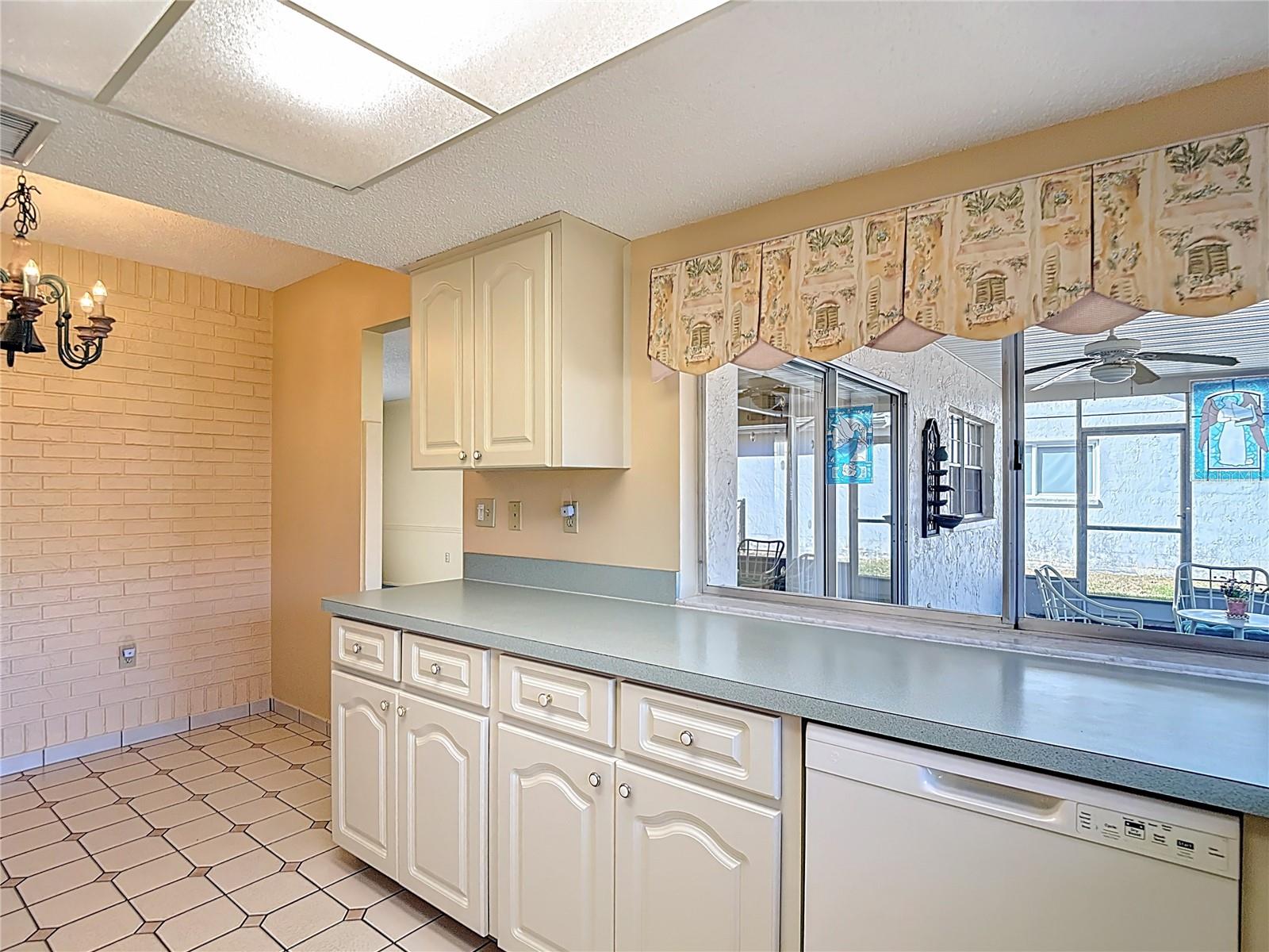 Image 19 of 57 For 8613 Stonehedge Way