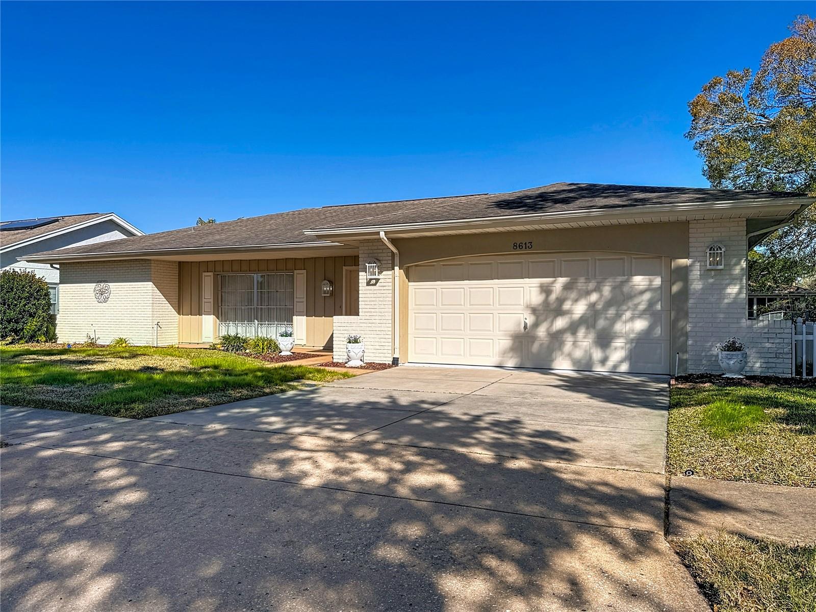 Image 3 of 57 For 8613 Stonehedge Way