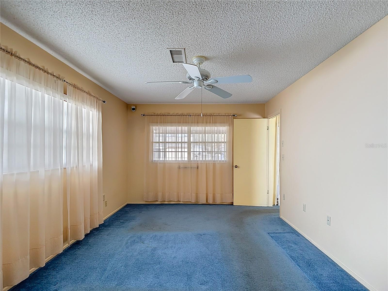 Image 32 of 57 For 8613 Stonehedge Way