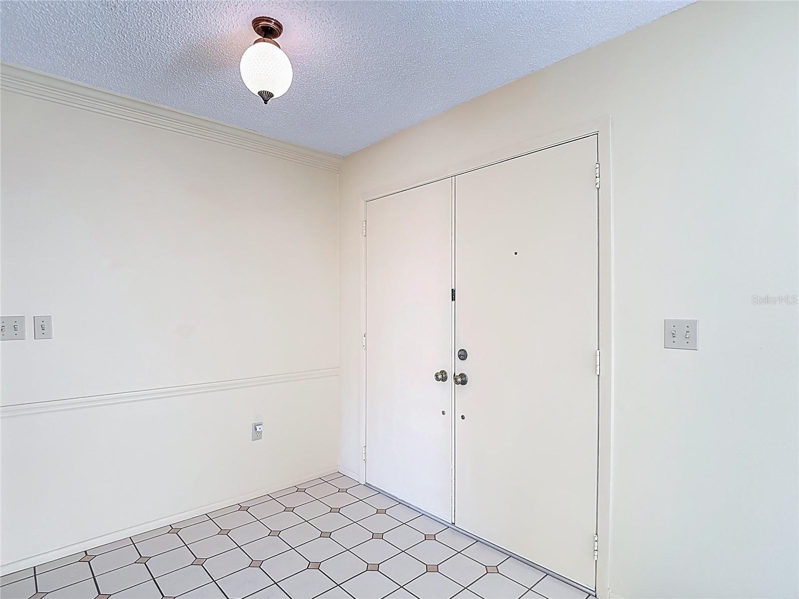 Image 7 of 57 For 8613 Stonehedge Way