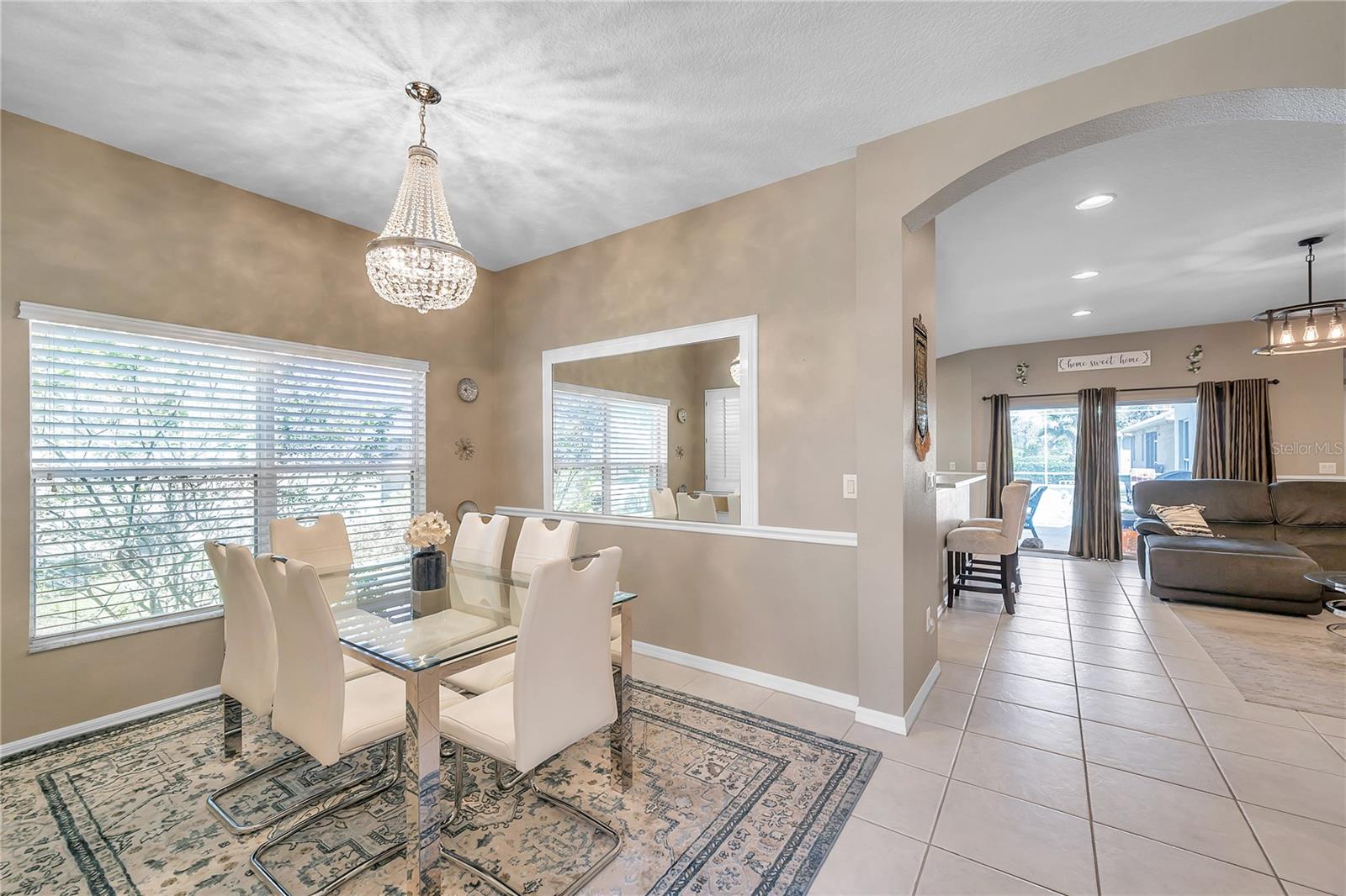 Image 13 of 72 For 11747 Manistique Way