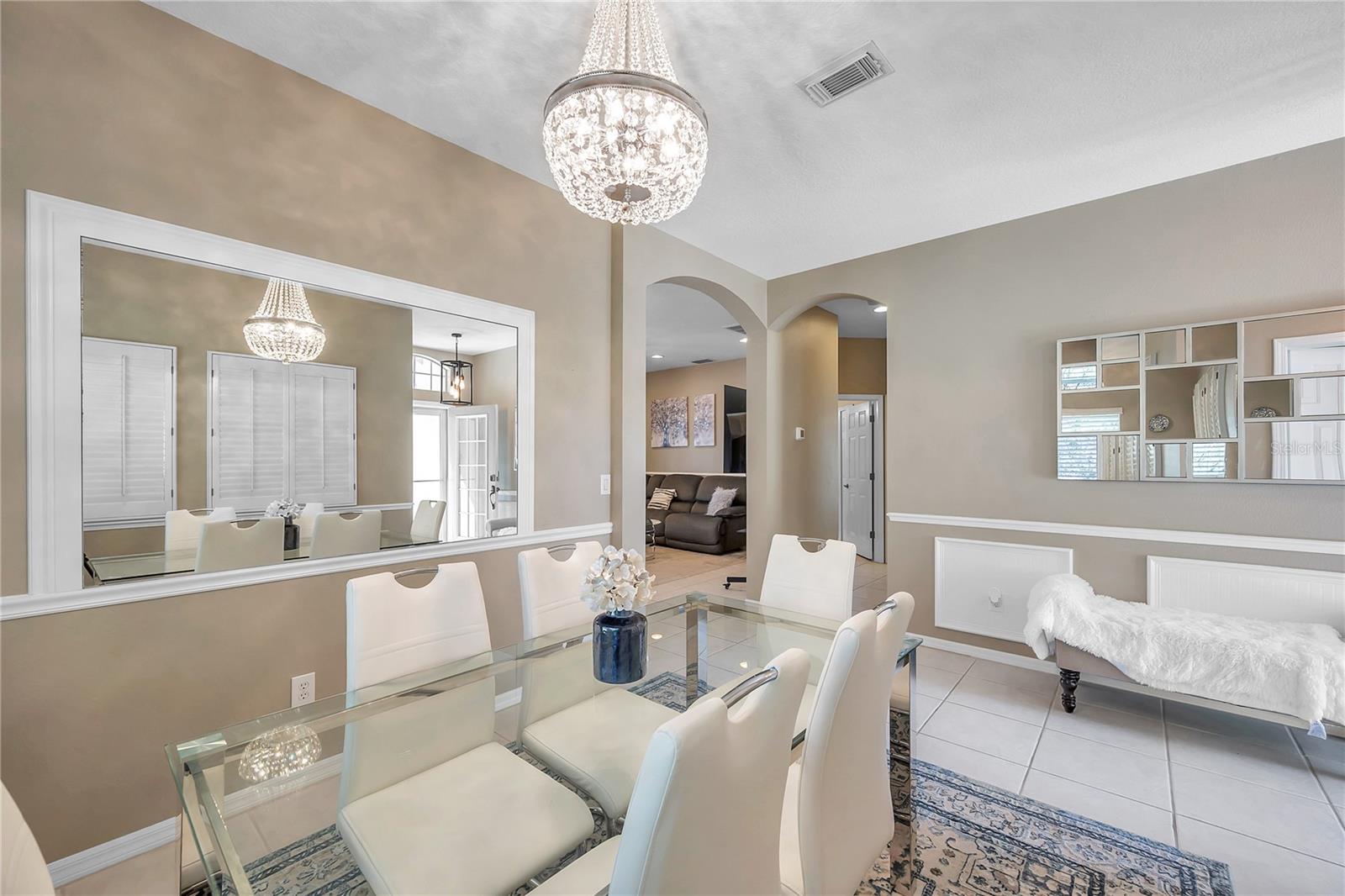 Image 14 of 72 For 11747 Manistique Way