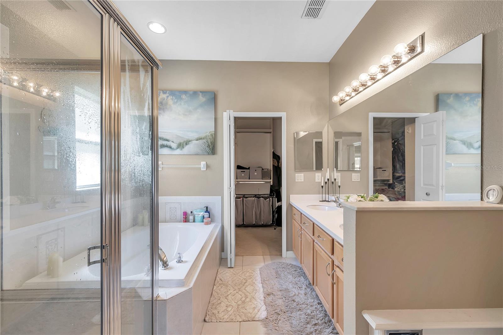 Image 35 of 72 For 11747 Manistique Way