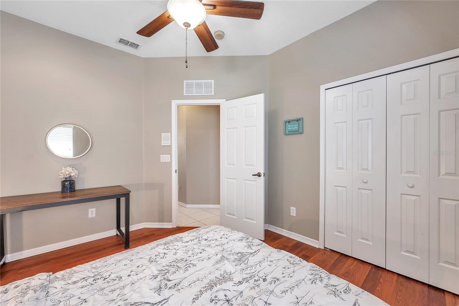 Image 41 of 72 For 11747 Manistique Way