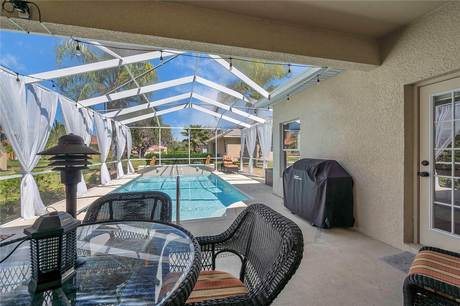 Image 56 of 72 For 11747 Manistique Way