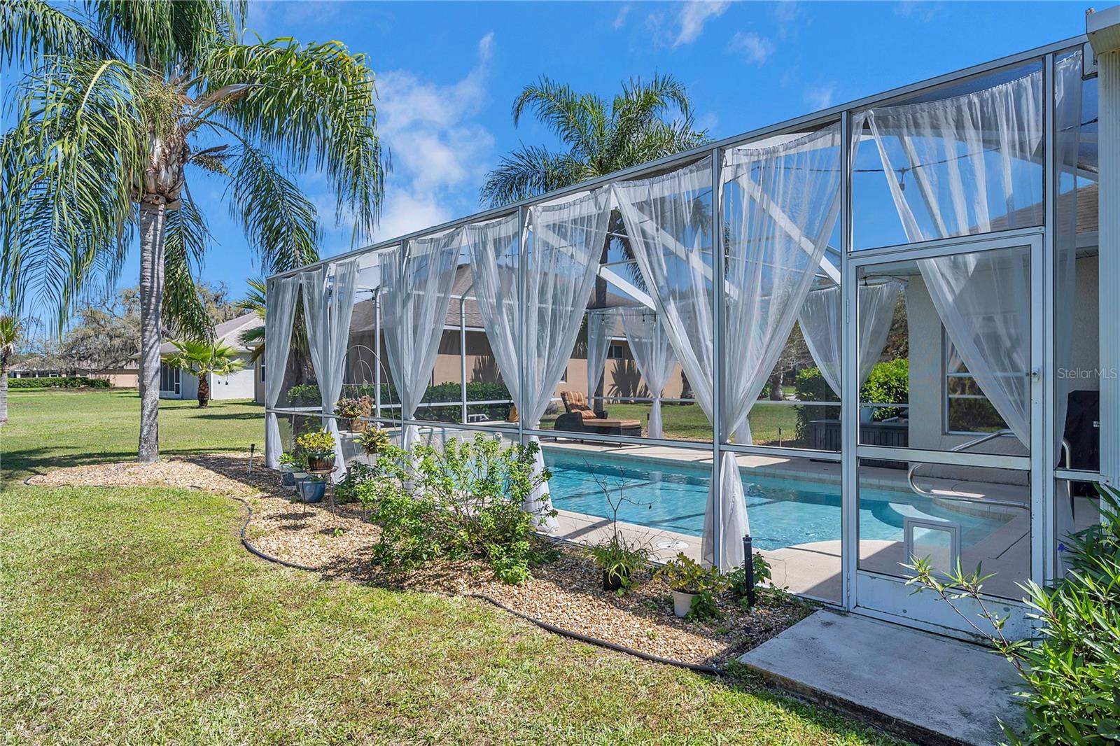 Image 60 of 72 For 11747 Manistique Way