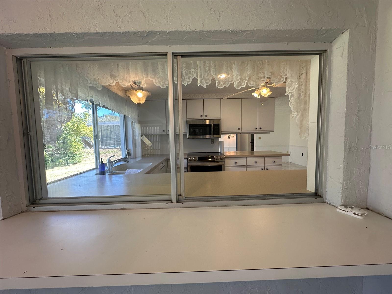 Image 12 of 55 For 8205 Valley Stream Lane