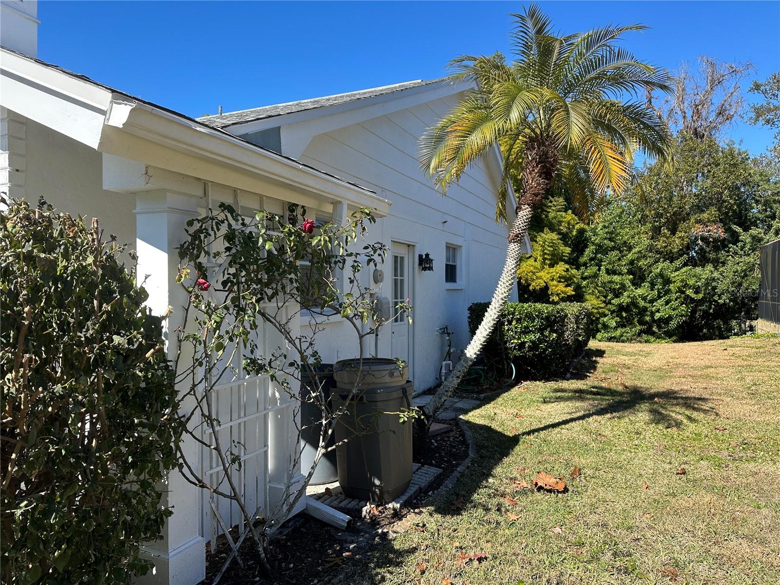 Image 32 of 55 For 8205 Valley Stream Lane