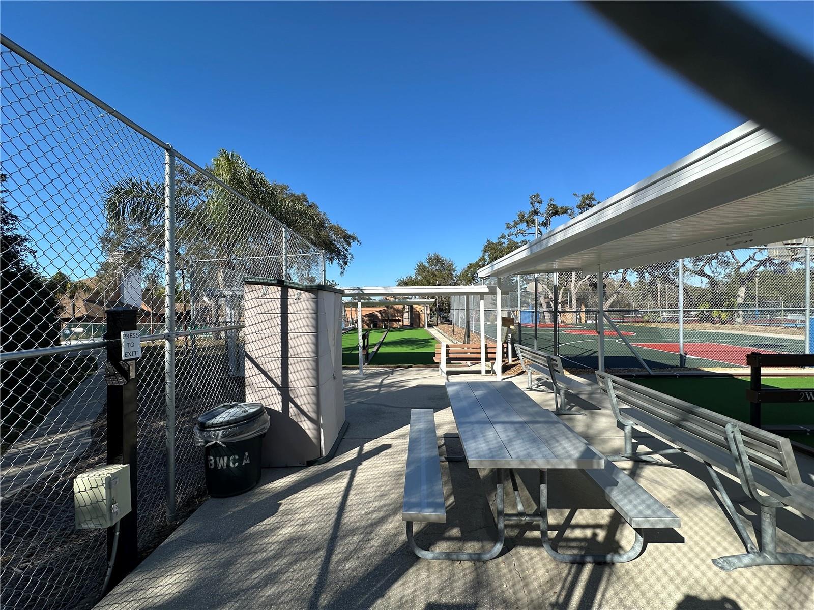 Image 40 of 55 For 8205 Valley Stream Lane