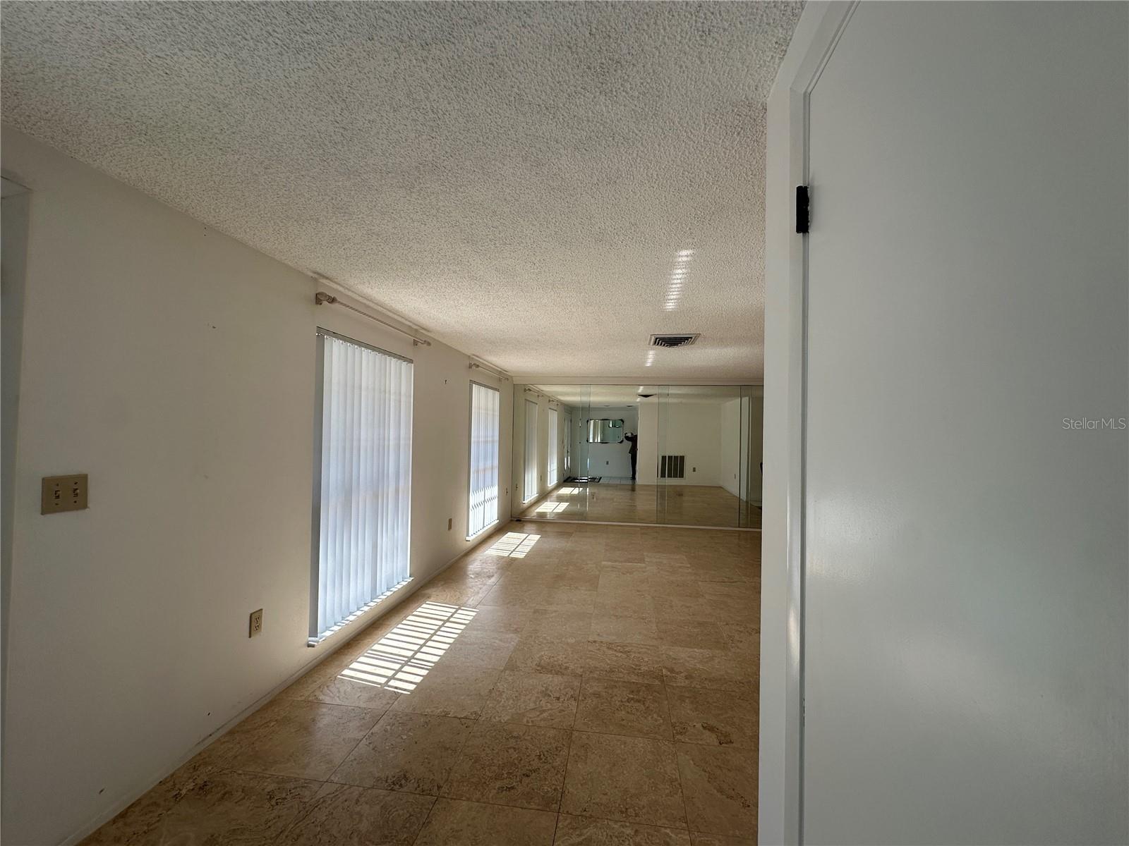 Image 9 of 55 For 8205 Valley Stream Lane