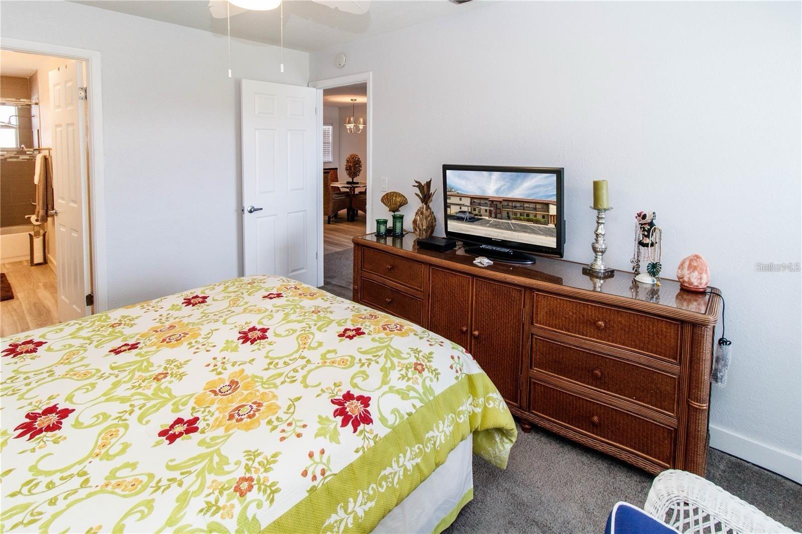 Image 12 of 21 For 5135 Gemstone Drive 202