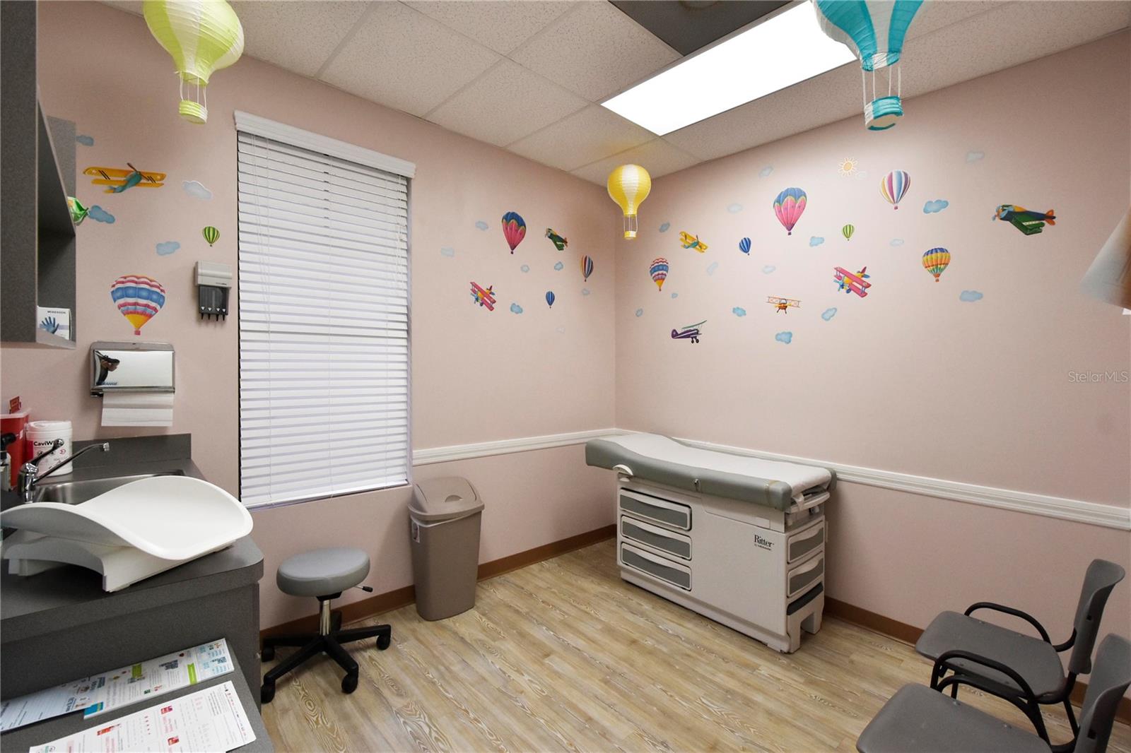 Listing photo id 12 for 1812 Health Care Drive