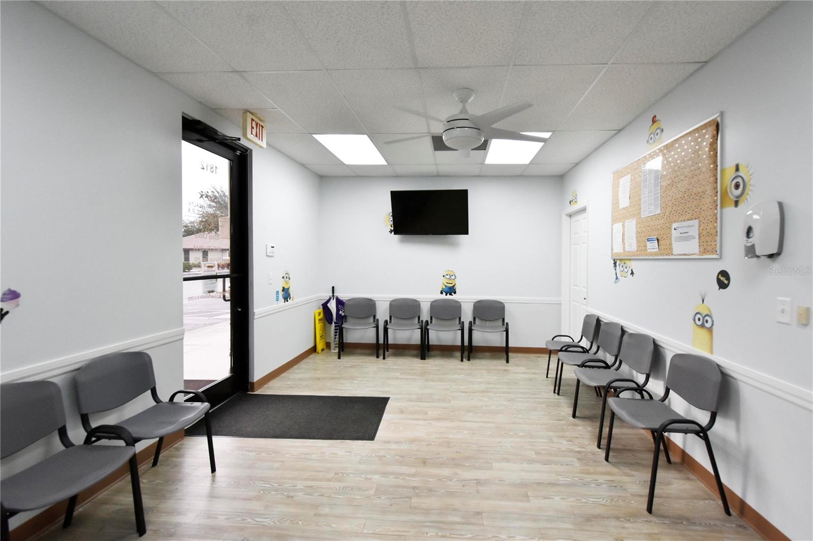 Listing photo id 2 for 1812 Health Care Drive