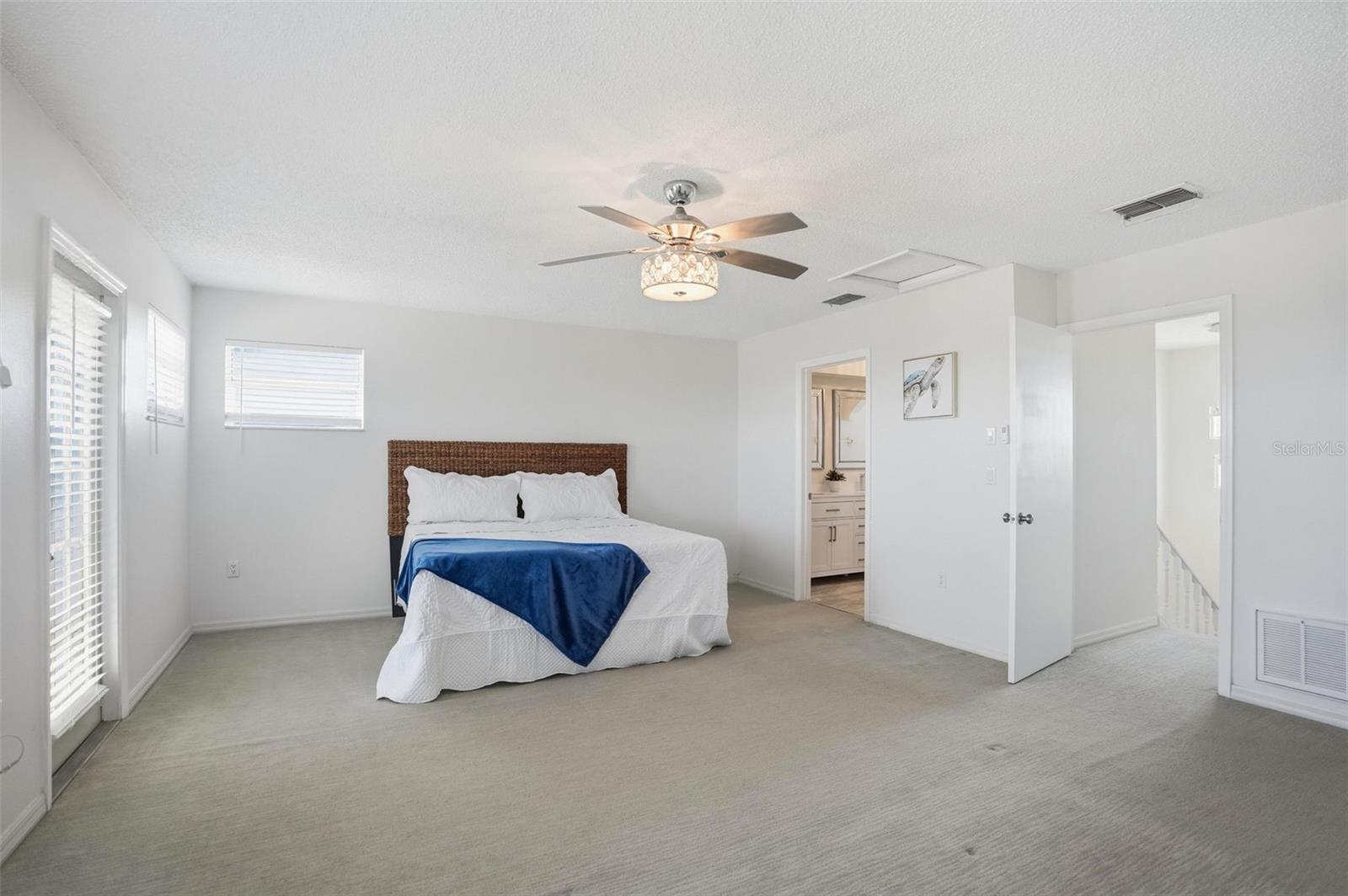 Image 12 of 75 For 3344 Gardenia Drive