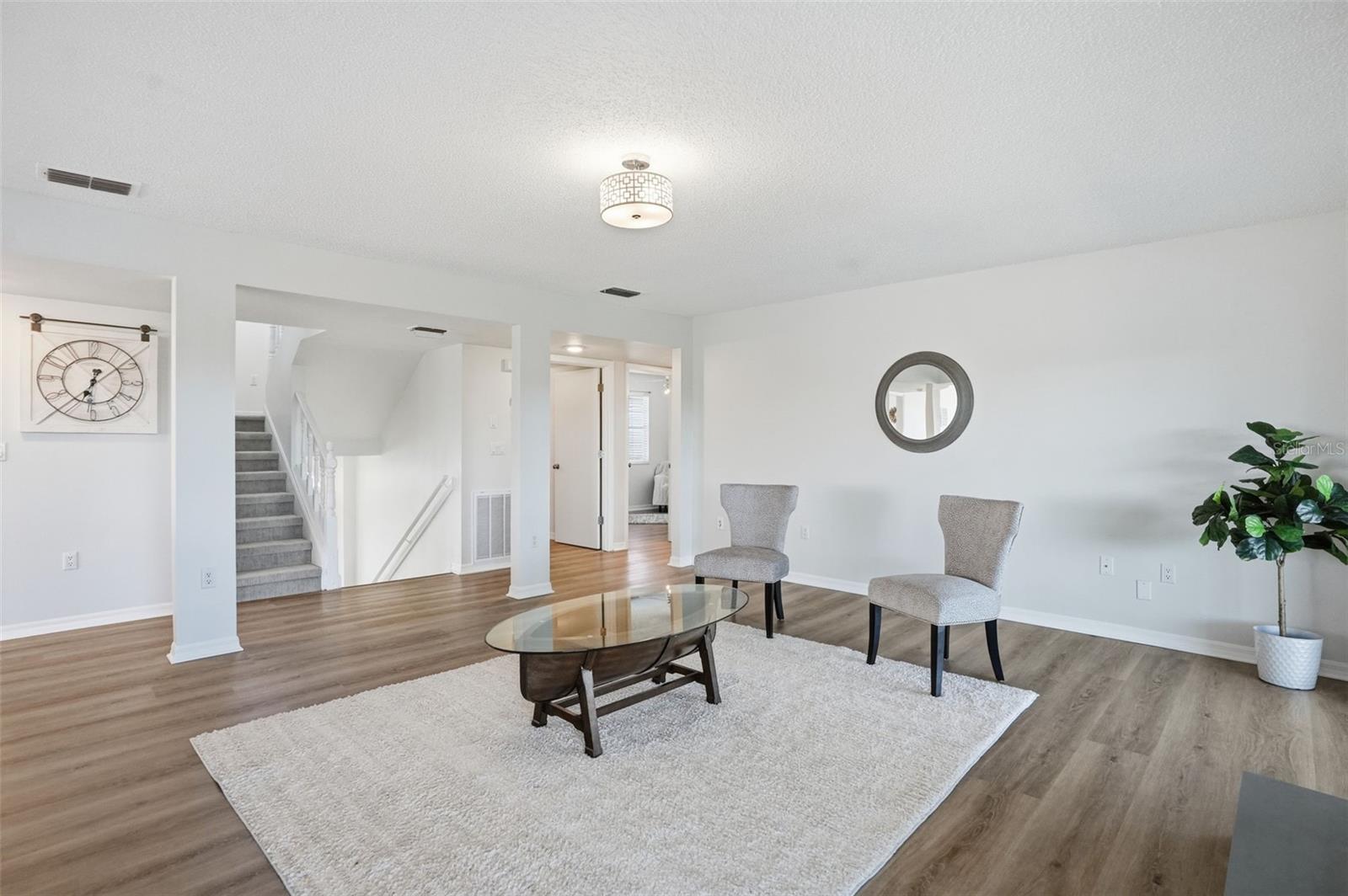 Image 14 of 75 For 3344 Gardenia Drive