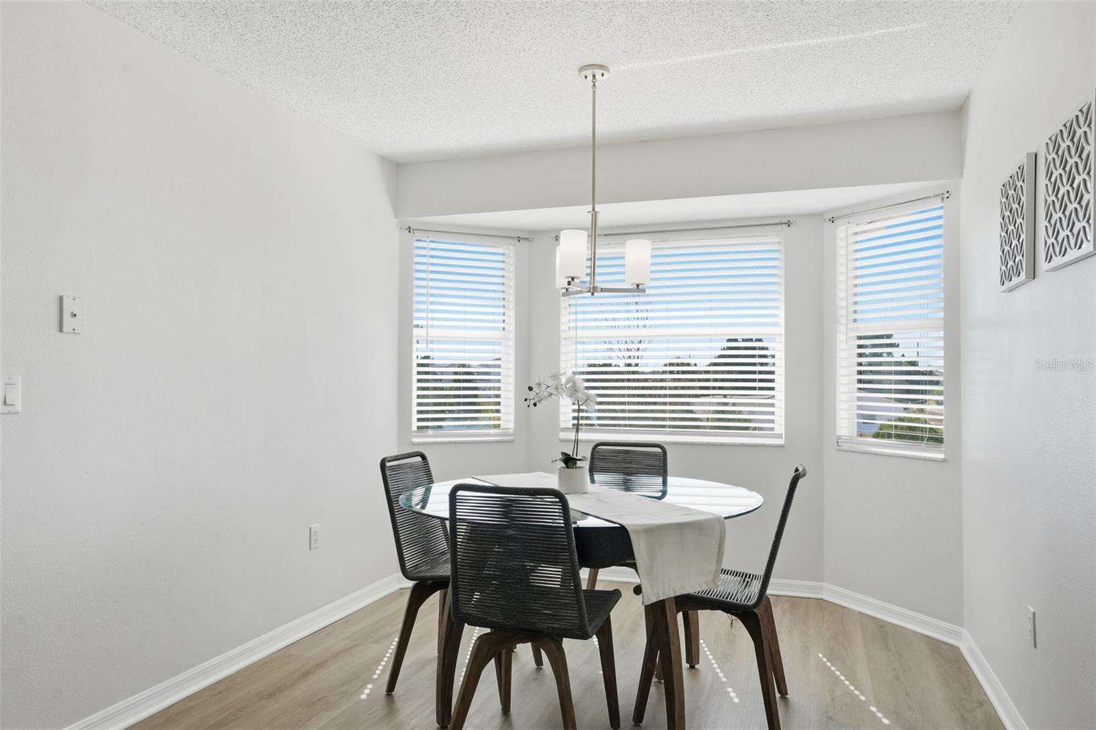 Image 20 of 75 For 3344 Gardenia Drive