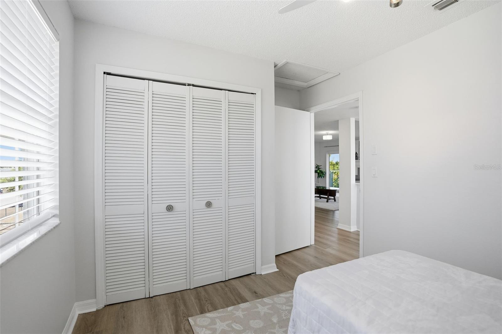 Image 24 of 75 For 3344 Gardenia Drive