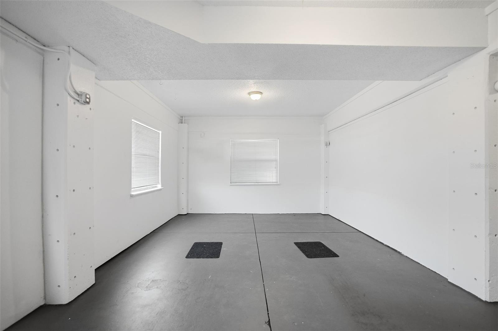 Image 41 of 75 For 3344 Gardenia Drive