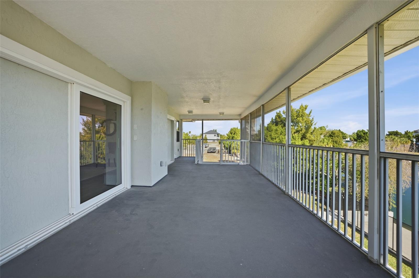 Image 42 of 75 For 3344 Gardenia Drive