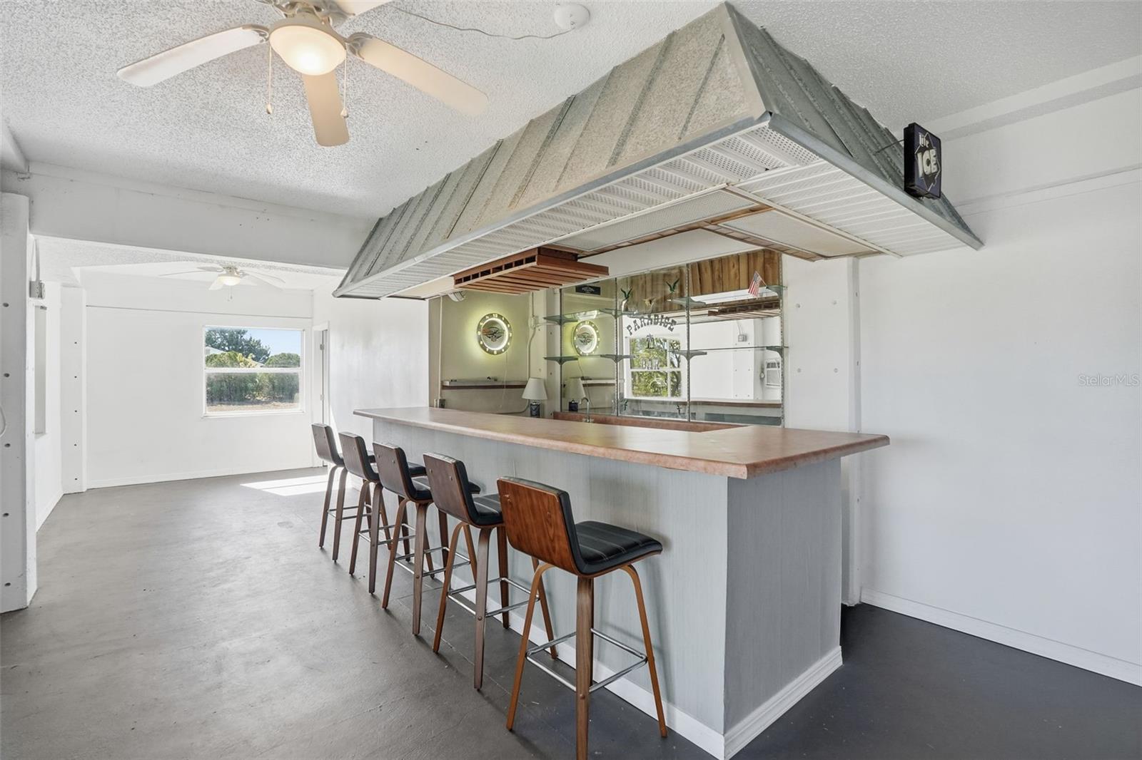 Image 9 of 75 For 3344 Gardenia Drive