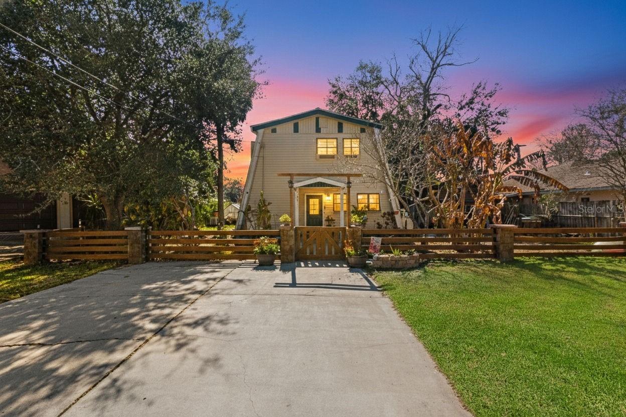 Details for 6271 Colony Circle, WEEKI WACHEE, FL 34607