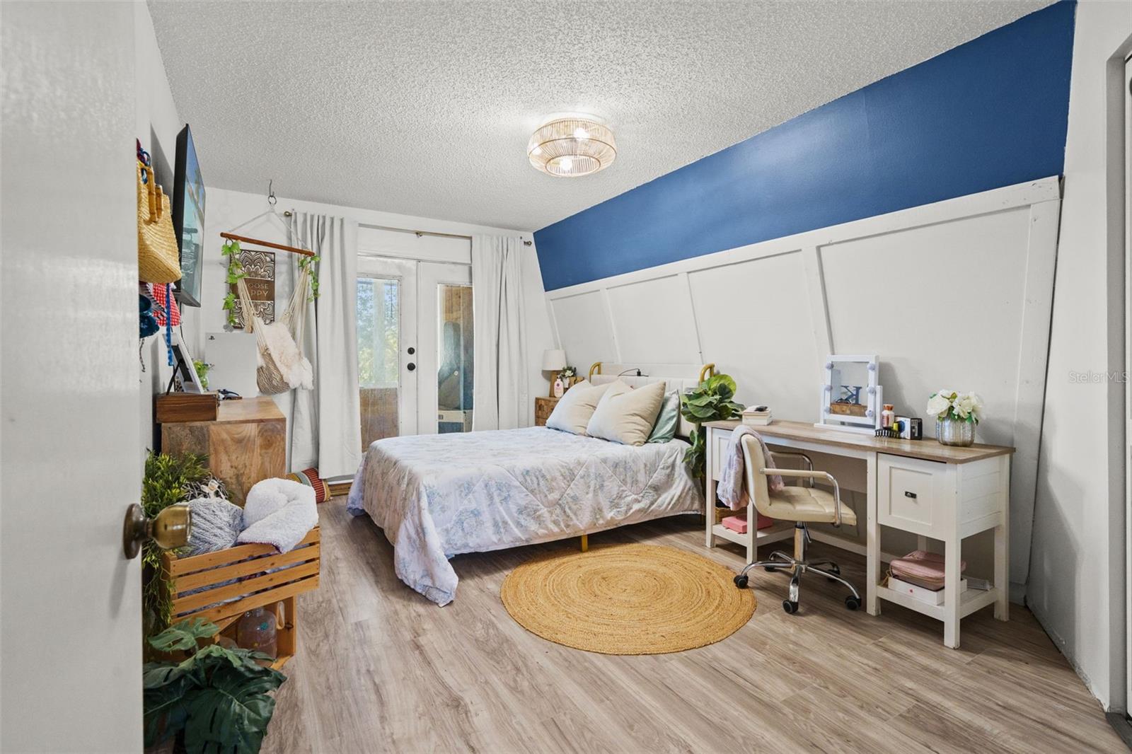 Image 28 of 60 For 6271 Colony Circle