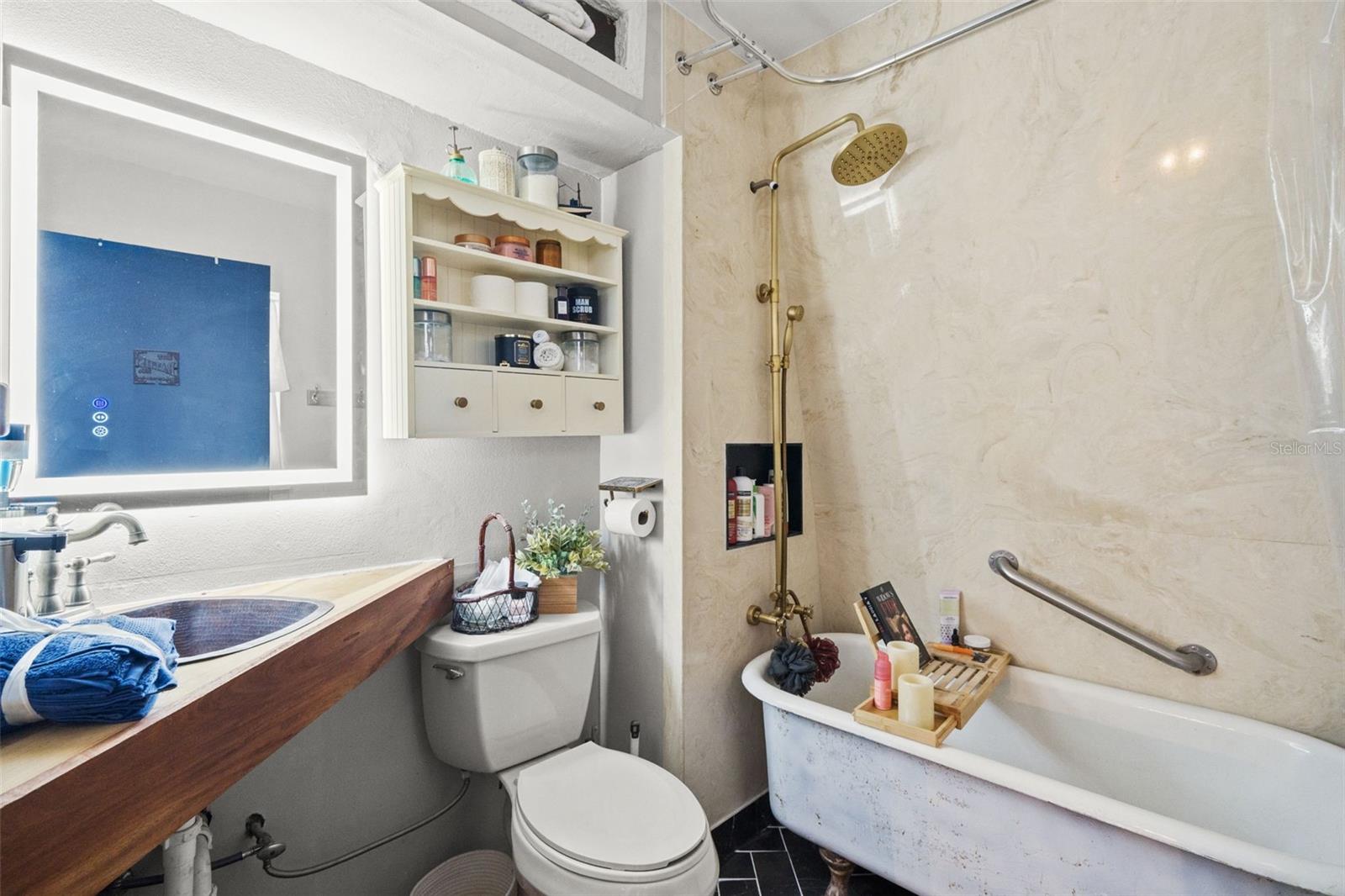 Image 31 of 60 For 6271 Colony Circle