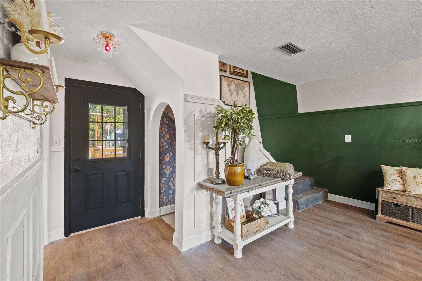 Image 8 of 60 For 6271 Colony Circle