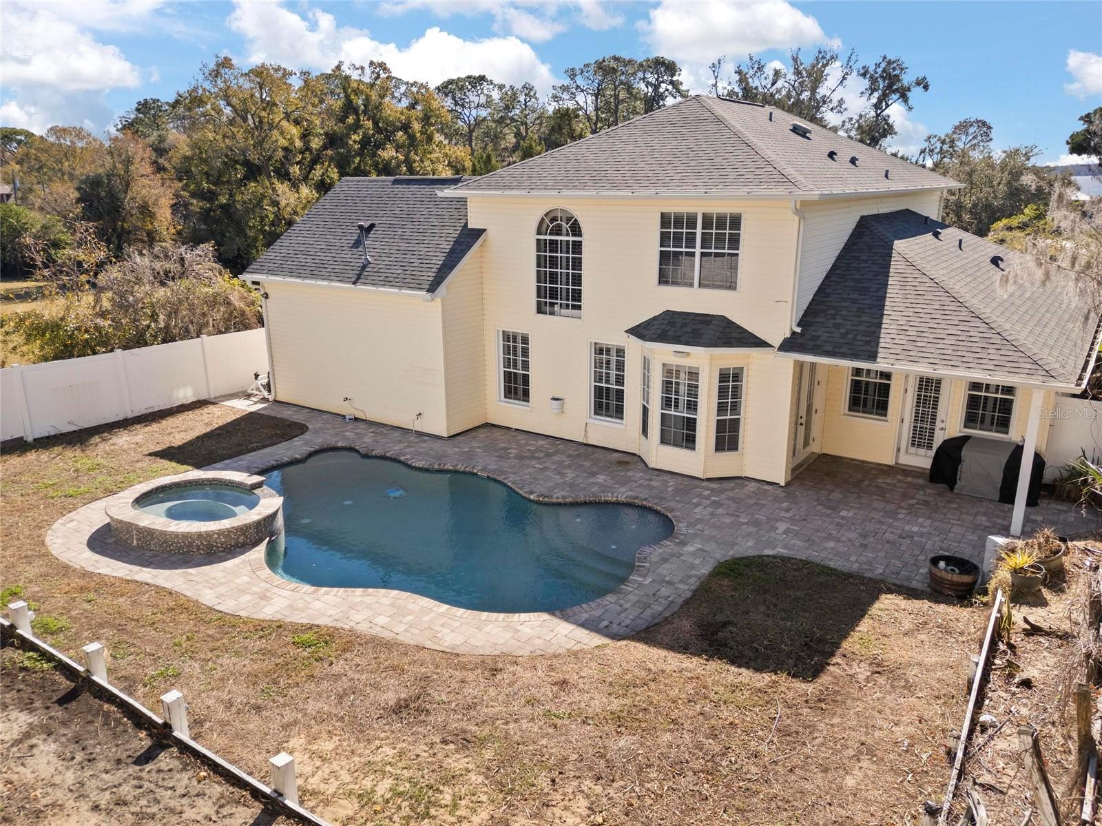 Image 2 of 32 For 1997 Lexington Place