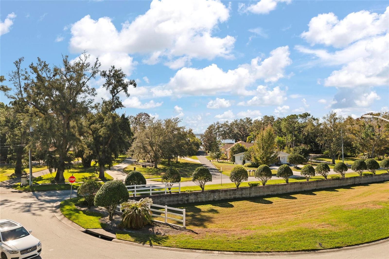 Image 26 of 32 For 1997 Lexington Place