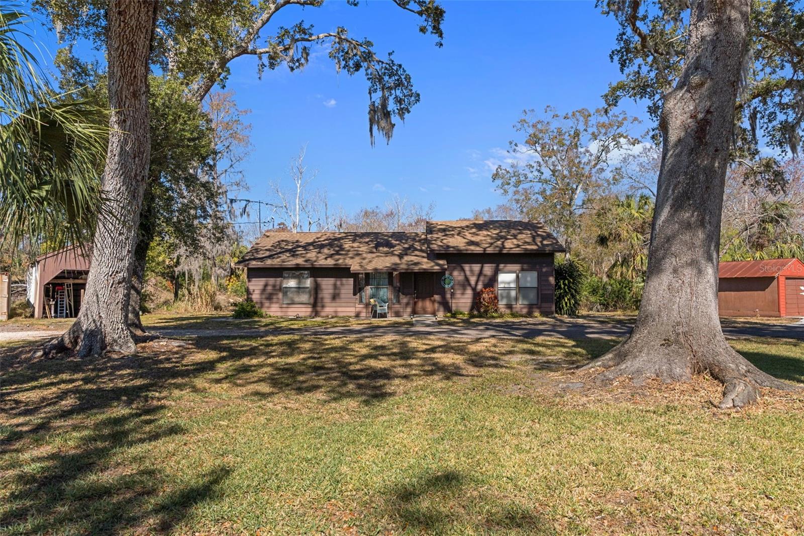 Listing photo id 73 for 8301 Congress Street