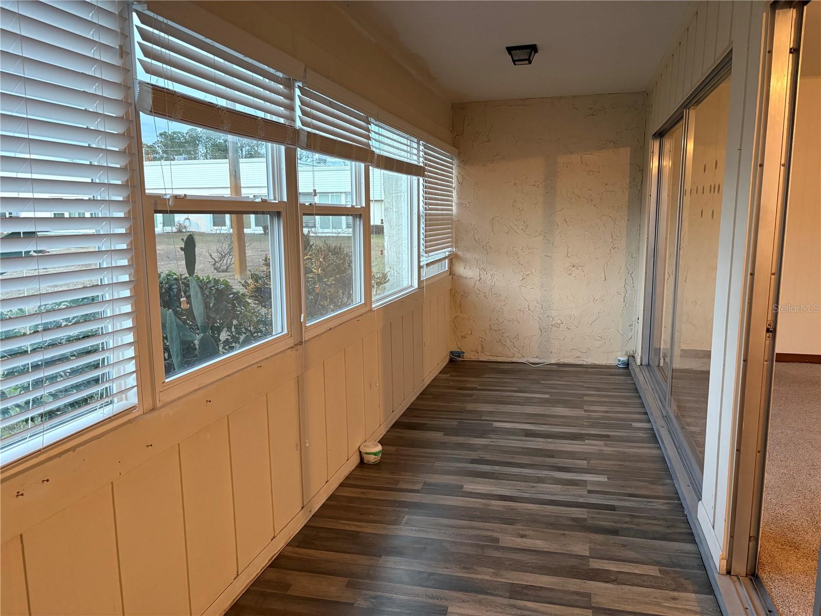 Image 11 of 13 For 5433 Palm Drive