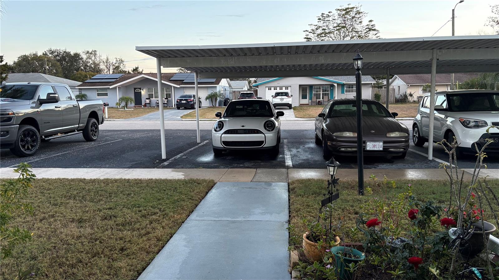 Image 2 of 13 For 5433 Palm Drive