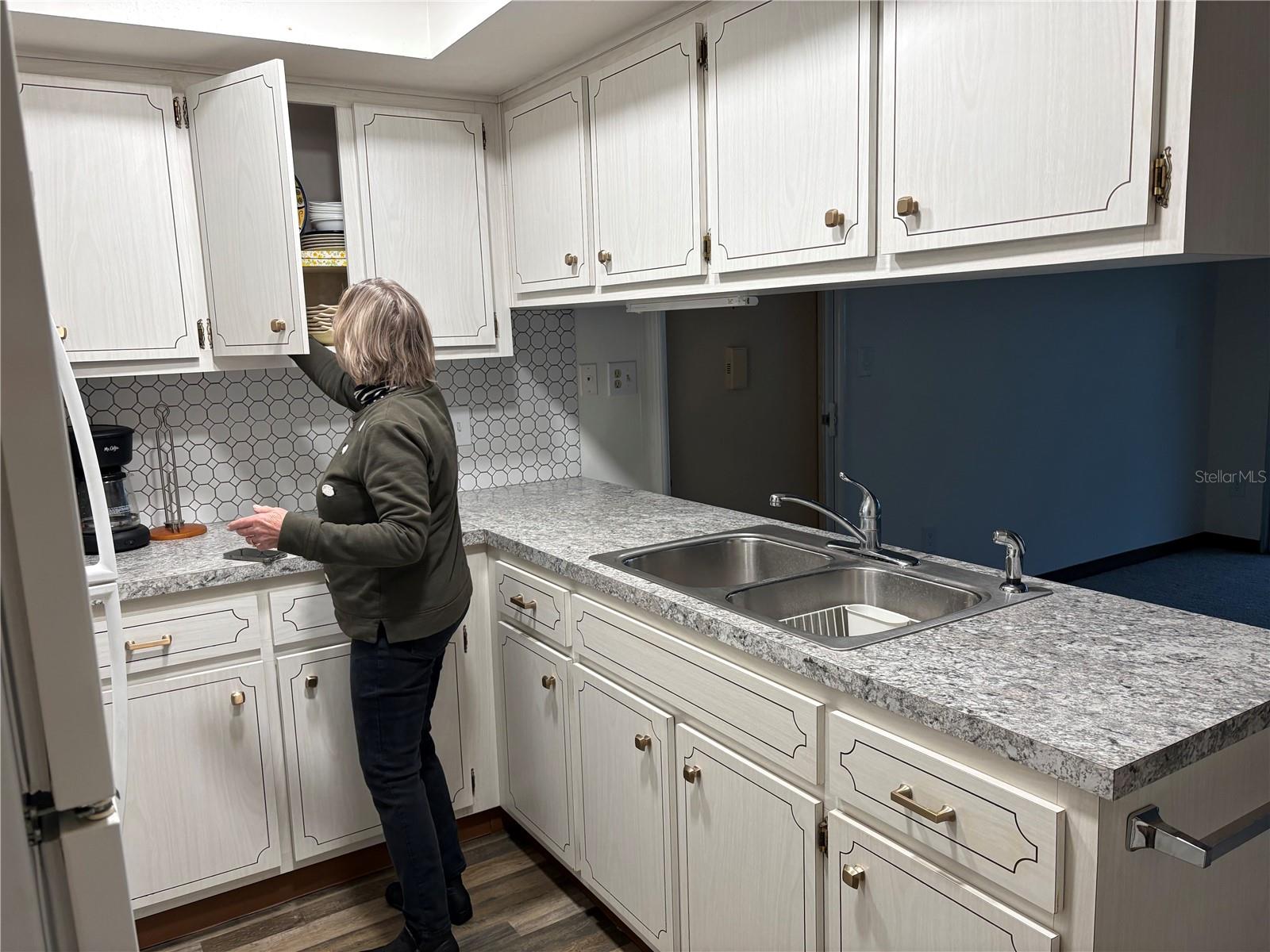 Image 4 of 13 For 5433 Palm Drive