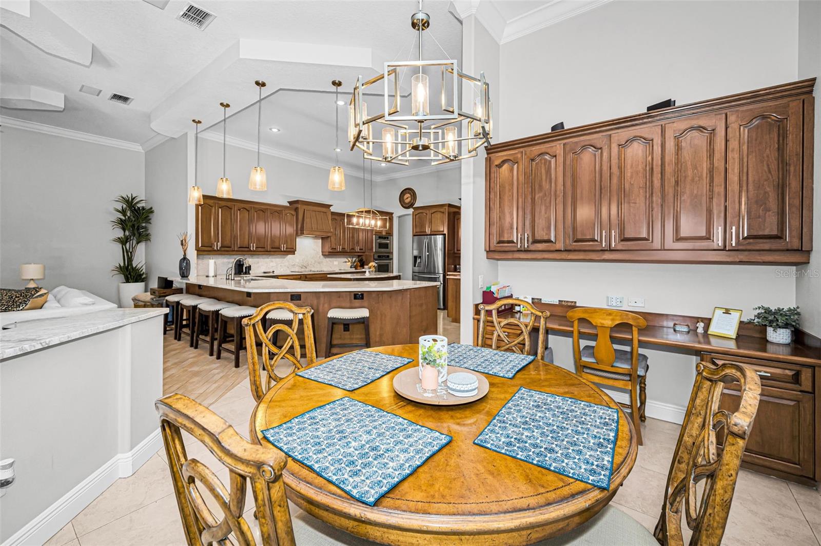 Image 32 of 100 For 10709 Watula Court