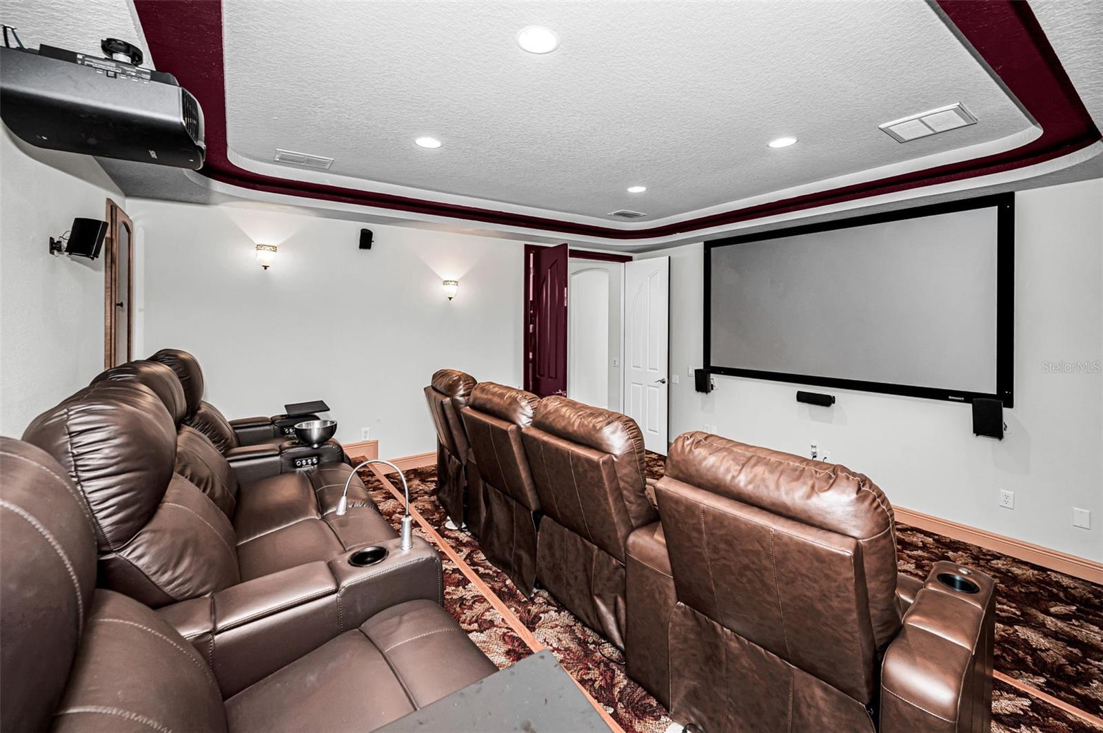 Image 42 of 100 For 10709 Watula Court