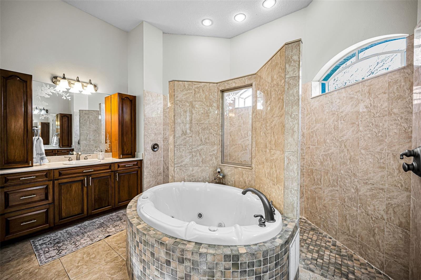 Image 50 of 100 For 10709 Watula Court