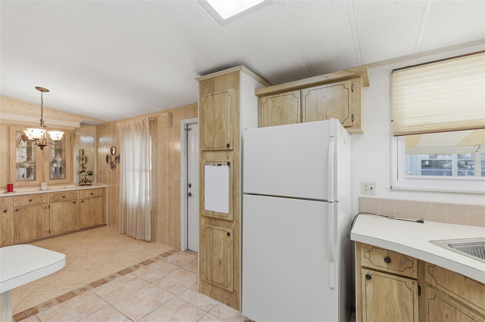 Image 14 of 49 For 2028 Hilo Drive